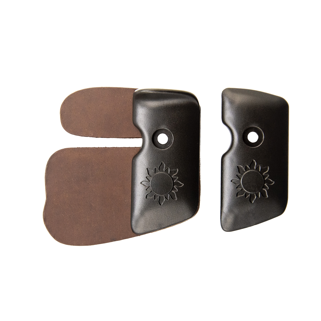 Fairweather Tab Plates Set Incl. Leather